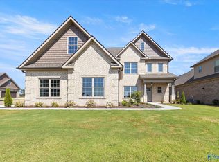 16946 Whispering Pnes, Athens, AL 35611