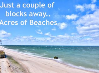 48 Queen Rd, Rocky Point, NY 11778