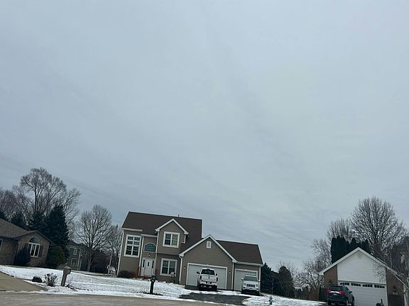 5th image of 510 Zierke Ct