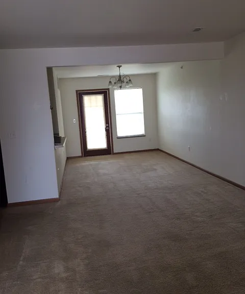Pheasant Run Apartments — Photo 2