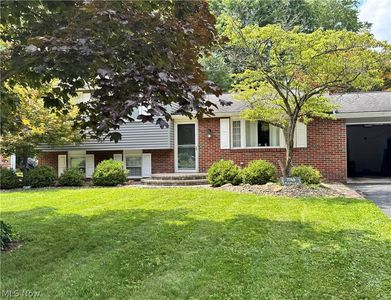 7763 Raglan Dr NE, Warren, OH, 44484