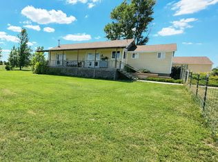 638 N James Dr, Hershey, NE 69143