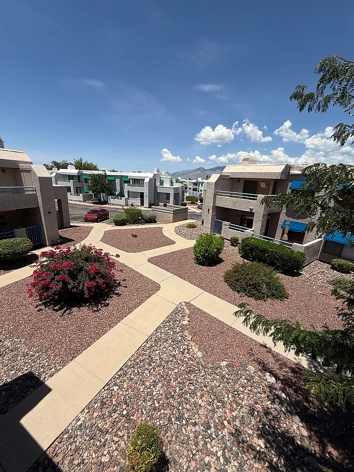 2 bed, 2.0 bath, 1145 sqft, $1,200 — Photo 1