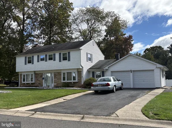 13 Crosswick Pl, Willingboro, NJ 08046