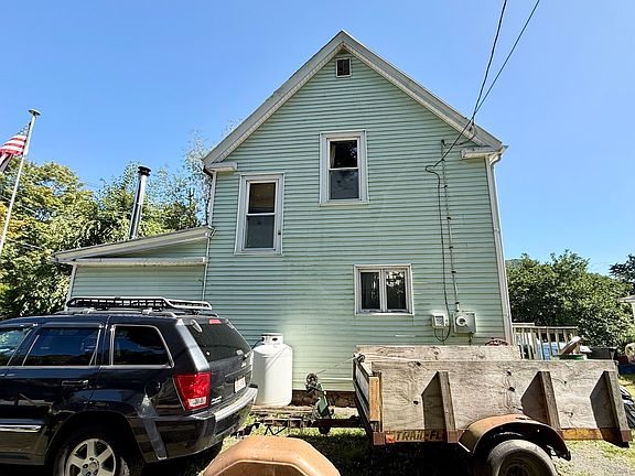 2nd image of 20 Bridge St
