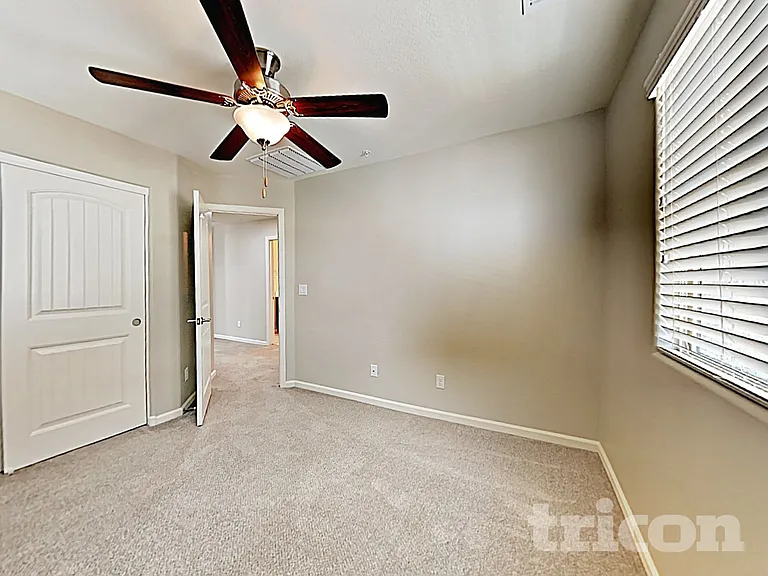 12541 W Hummingbird Ter — Photo 12
