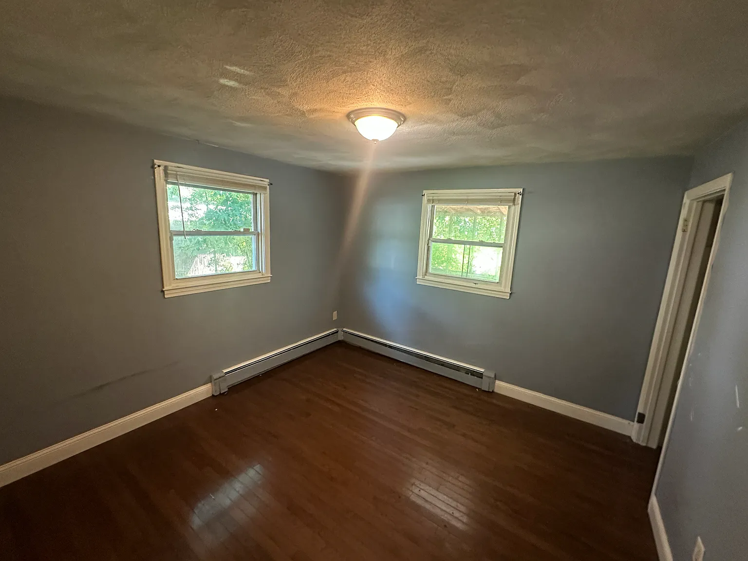 4 bed, 1728 sqft, $3,200 — Photo 3