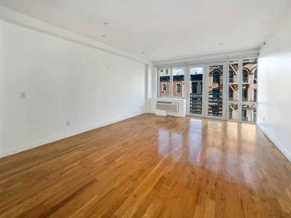 450 East 117th Street image 5 of 17