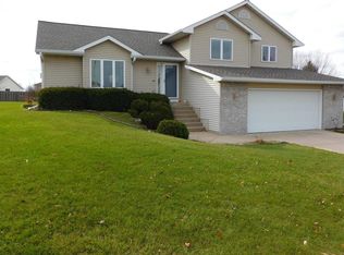 906 Rumley Run, Deforest, WI 53532