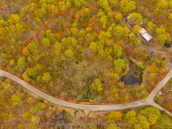 4th image of 1147A Cronk Rd