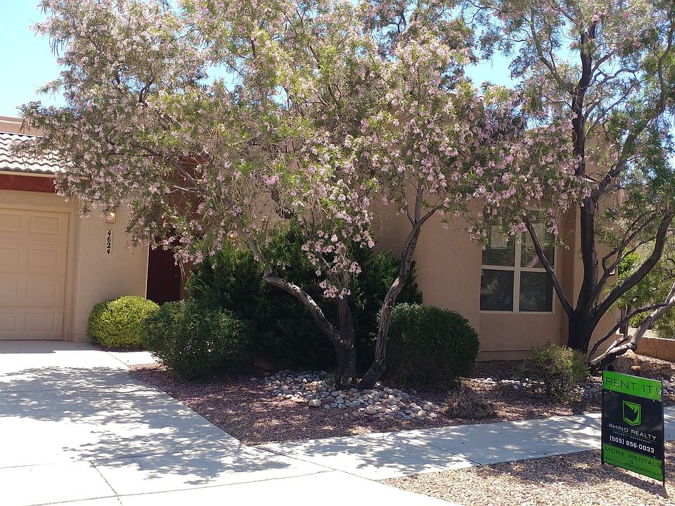 1st image of 4624 Mi Cordelia Dr NW