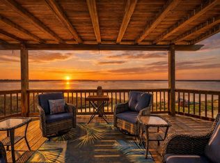 1124 Faggards Rd, Gilchrist, TX 77650