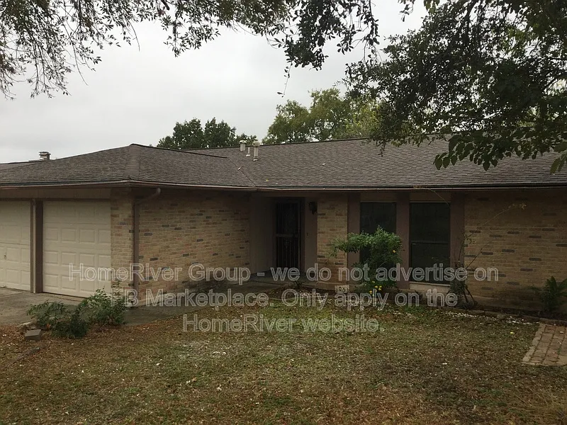 3 bed, 2.0 bath, 1426 sqft, $1,550 — Photo 1