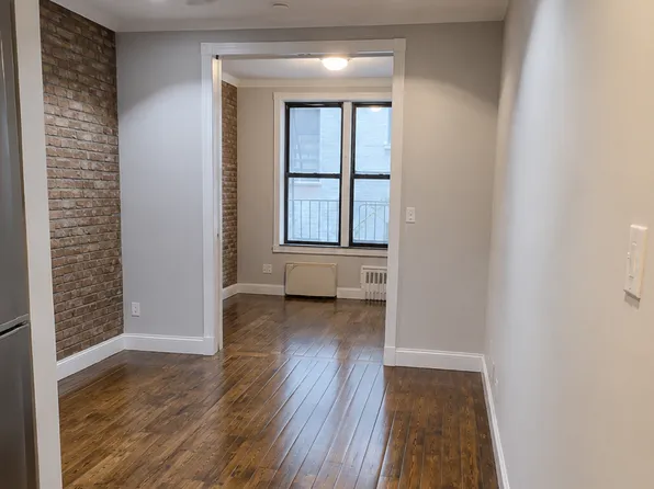 209 East 25th Street image 1 of 6