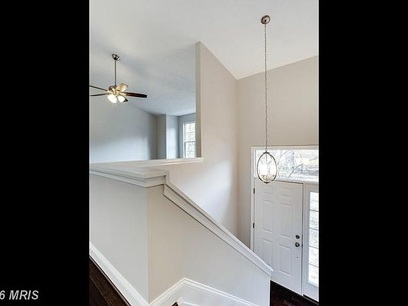 3rd image of 317 Timber Ln