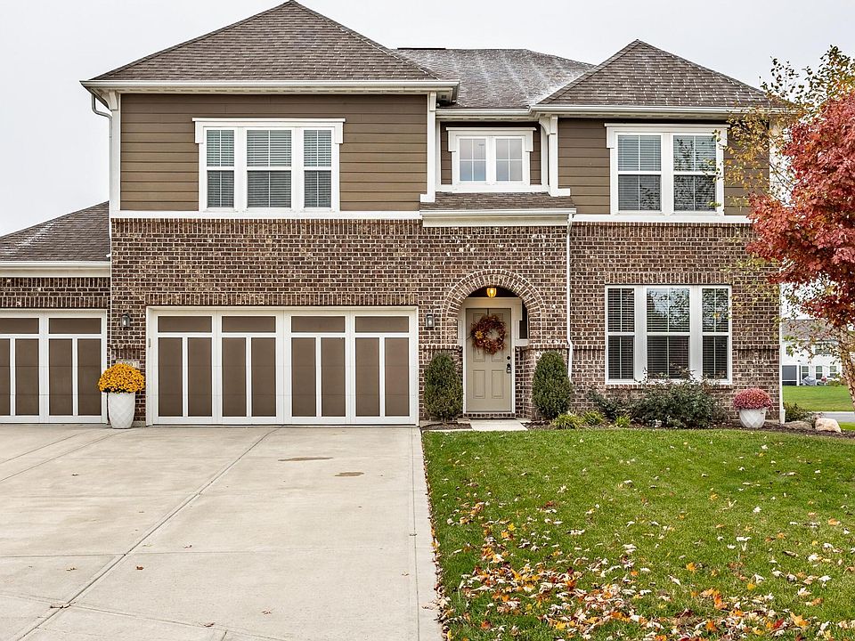 1st image of 800 Touralosa Dr