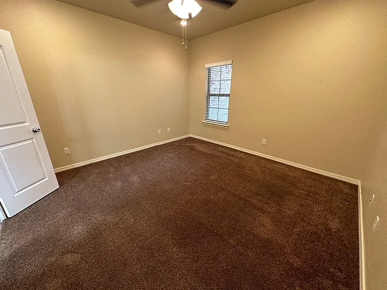 6311 Mayer Ct — Photo 7