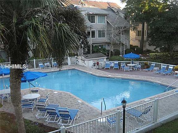 4th image of 15 Deallyon Ave APT 56