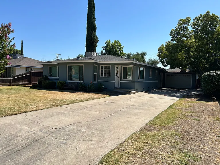 Fairview Ave — Photo 4