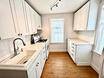 Rented by Zikos Realty Services