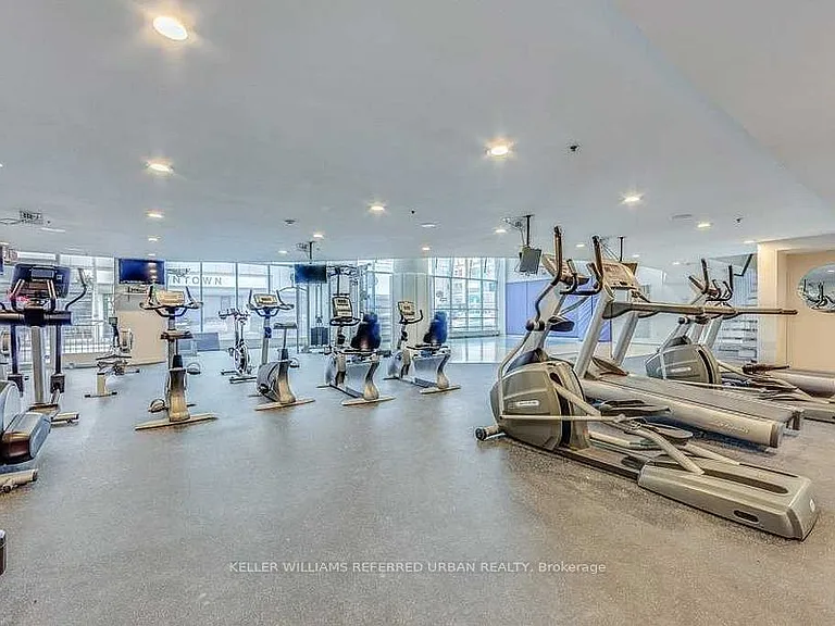 323 Richmond St E #201 — Photo 27