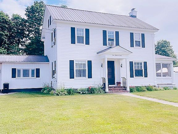 5th image of 412 S 1st St