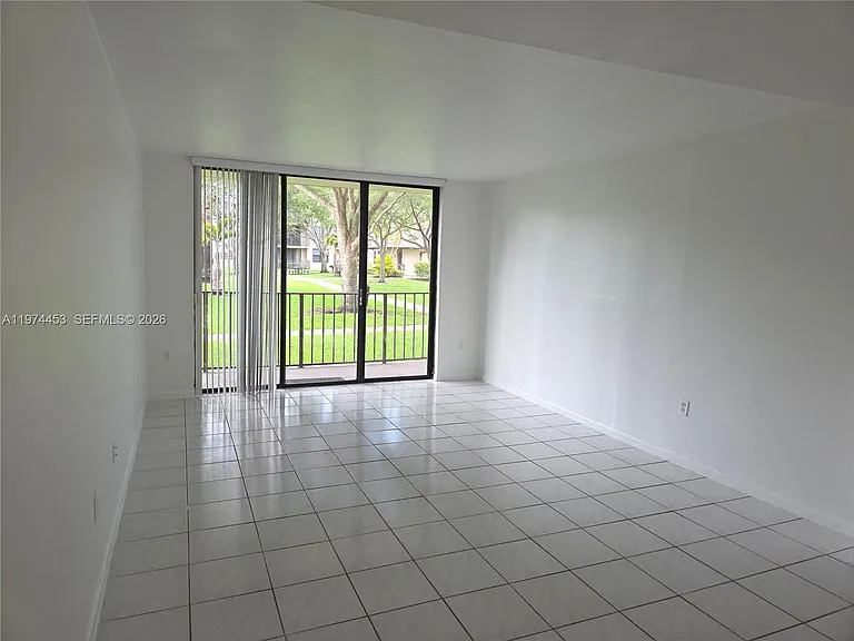 13020 SW 92nd Ave #A106 — Photo 14
