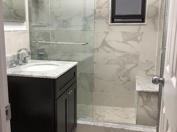 3rd image of 2818 42nd St APT 1A