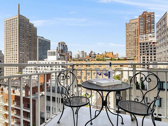 2nd image of 515 E 79th St APT 15F