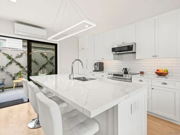 909 Olive Ave, Coronado, CA 92118