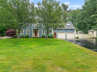 32 Victoria Ln, Pembroke, MA 02359