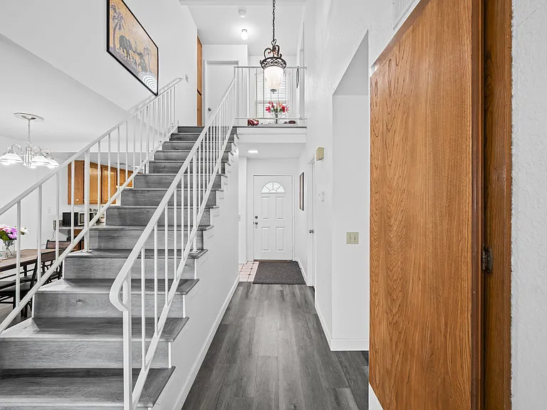 12168 Mount Vernon Ave #16 — Photo 10