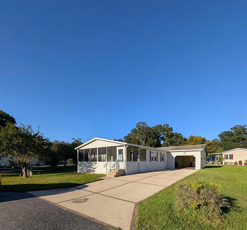 3 bed, 2.0 bath, 1456 sqft, $1,675 — Photo 1