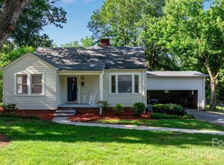 147 13th Ave NW, Hickory, NC 28601