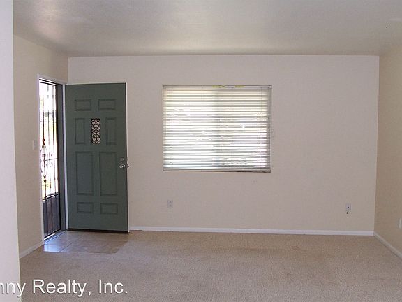 3rd image of 1049 Wilbur Ave