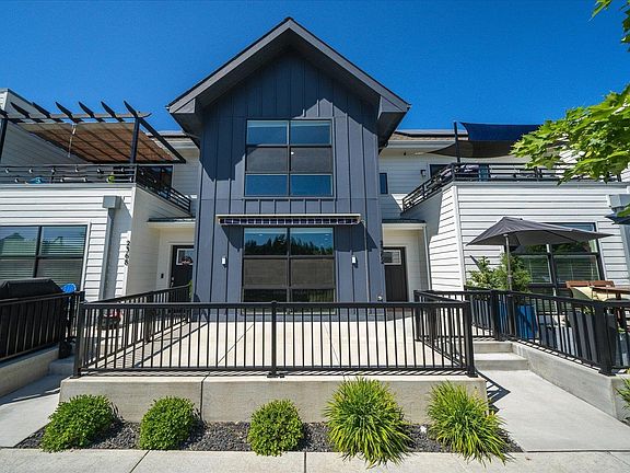 2nd image of 2362 W Centennial Pl