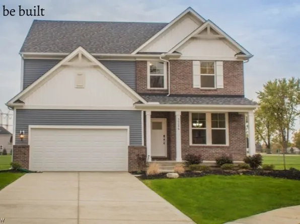 797 Colesbourne Cir, Uniontown, OH 44685
