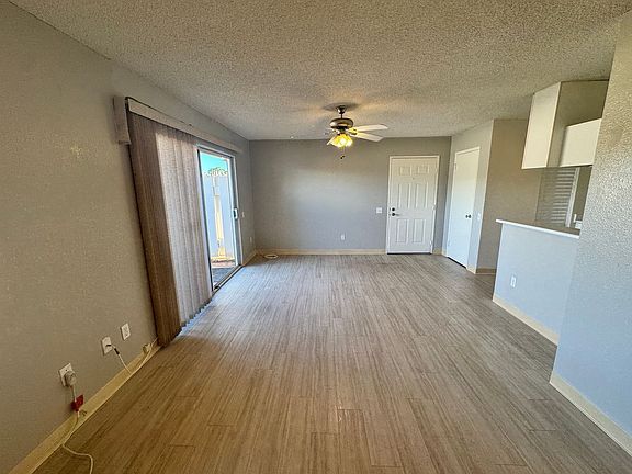4th image of 91-1280 Kaneana St #17E
