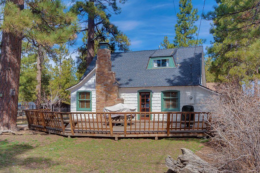 1st image of 39488 Lake Dr