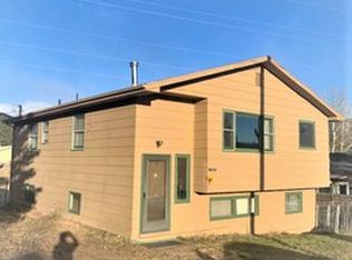 409 Columbine Ave, Estes Park, CO 80517