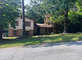 6684 Heathrow Ln, Stone Mountain, GA 30087