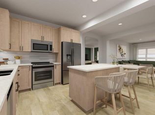 30 S Rochester Vw NW #103, Calgary, AB T3L0H1