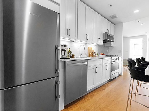2nd image of 174 1st Ave #5