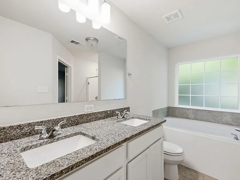 11962 Sunshine Park Dr N — Photo 33