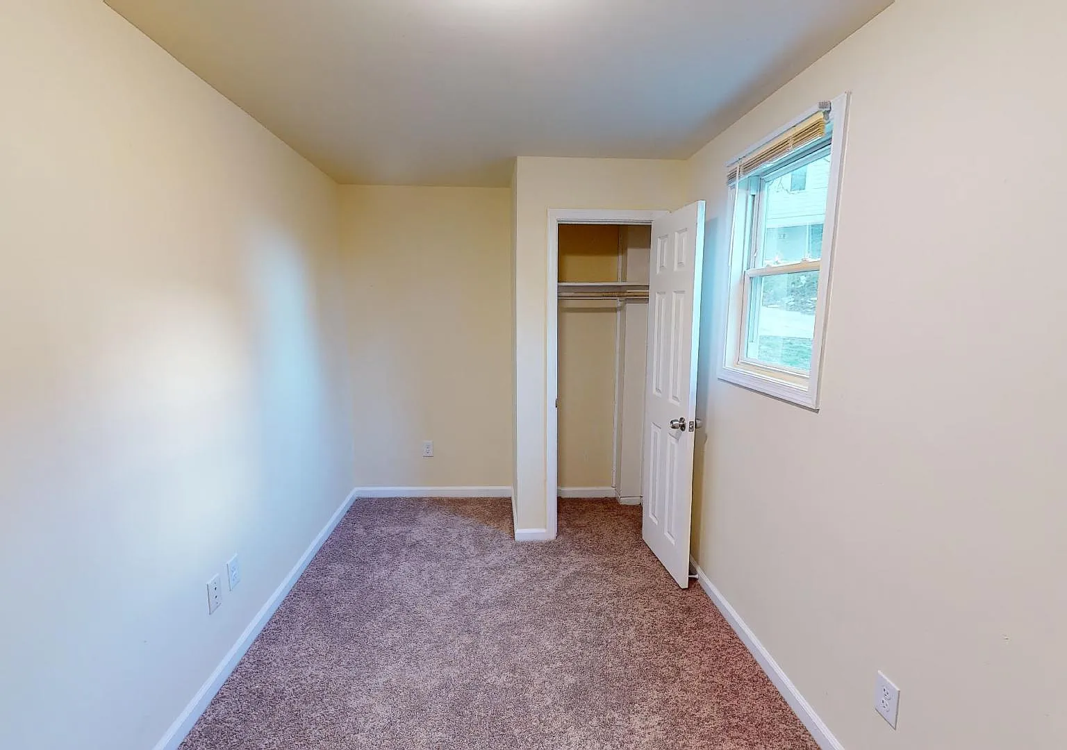 2 bed, 700 sqft, $1,399 — Photo 3