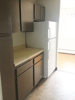 4th image of 2465 N 50th St APT 410E