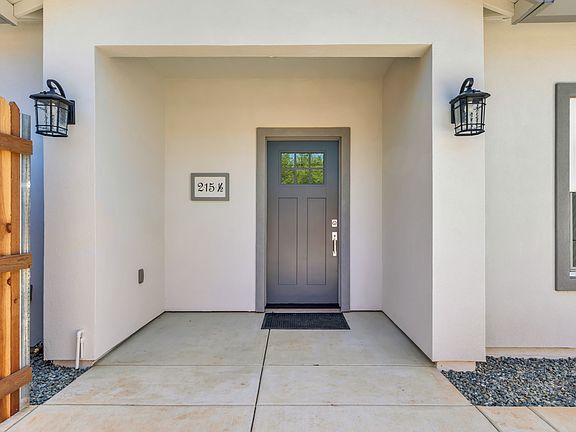 2nd image of 215 1/2 Persifer St Unit A
