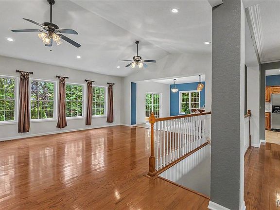 4th image of 10470 Pine Needle Cir