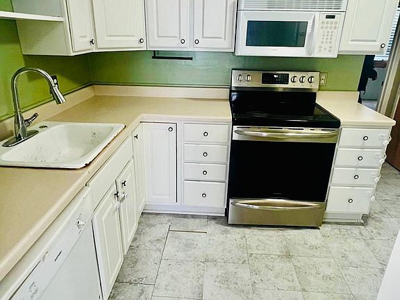 4th image of 29248 Hoover Rd