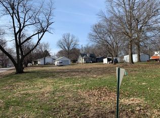 708 N 5th St, Tarkio, MO 64491